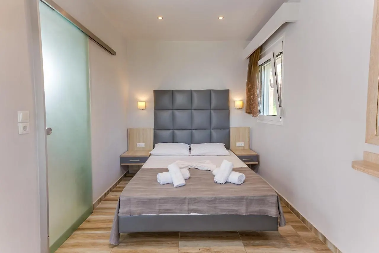 Aparthotel Paradisos Holiday