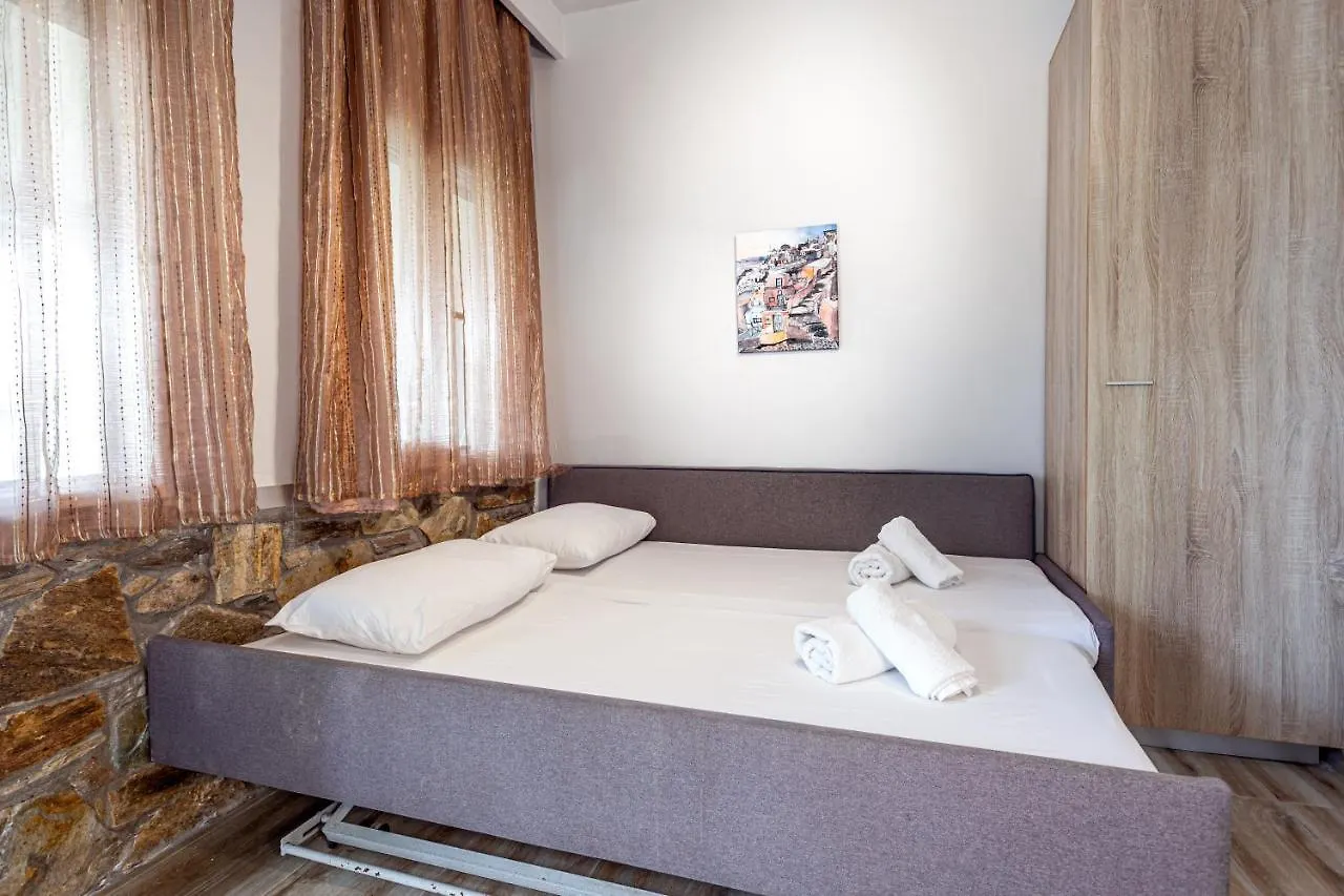 Paradisos Holiday Aparthotel